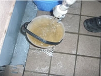 共用管をオゾン水洗浄